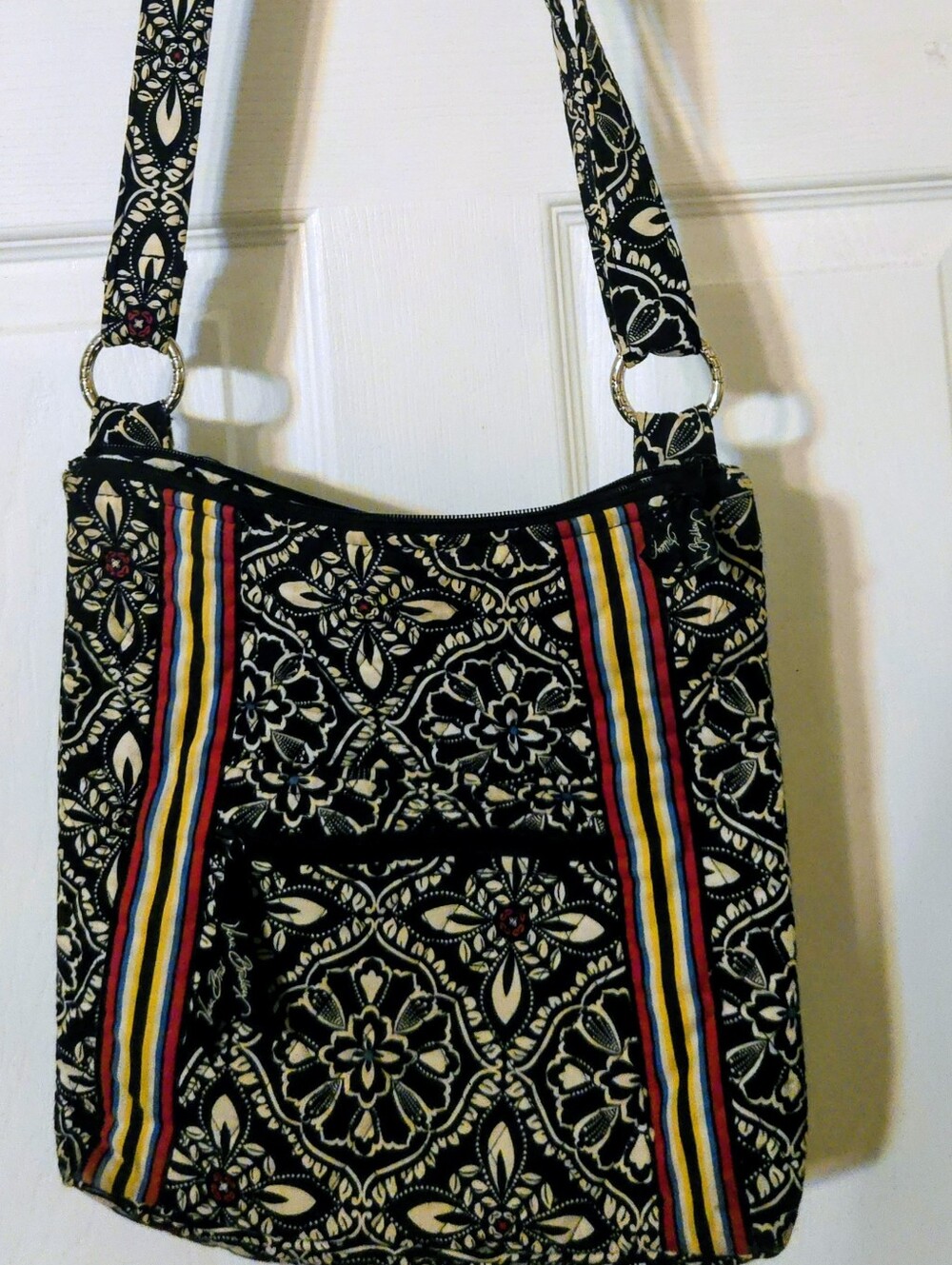 Vera Bradley Crossbody/Hobo purse in the Retired Barcelona pattern